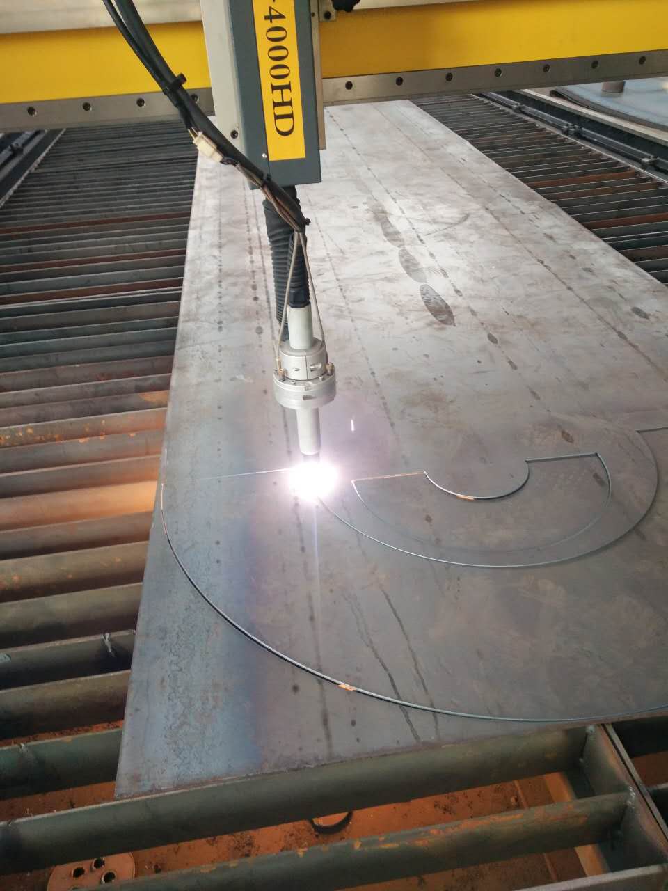 江河耐磨管-設(shè)備-數(shù)控割焊機