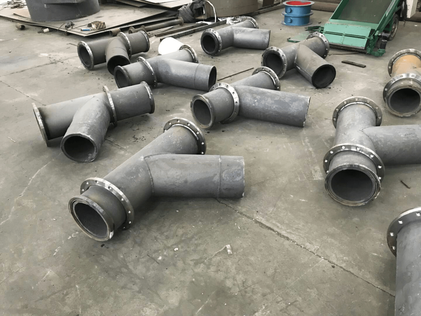 你們要的耐磨管道來了，到底哪種更能滿足你！