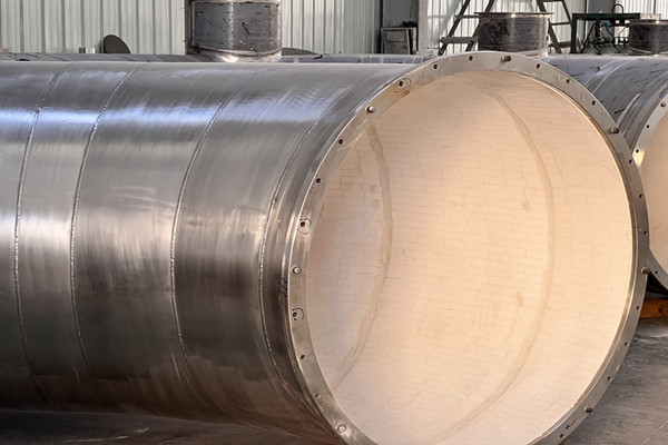 不銹鋼內(nèi)襯陶瓷管件適用哪種行業(yè)？